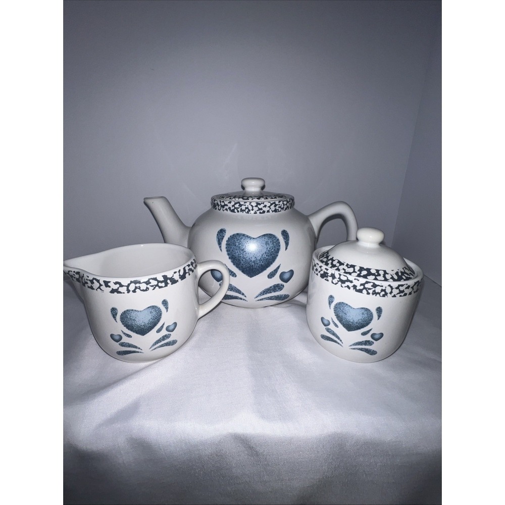 Corelle/ Jay Import Blue‎ Heart Tea Pot Sugar & Creamer Set VTG 3 Piece